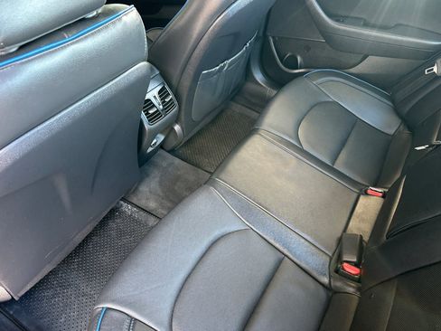 Used 2018 Hyundai Sonata Limited image 9