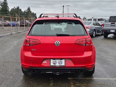 Used 2015 Volkswagen Golf image 7