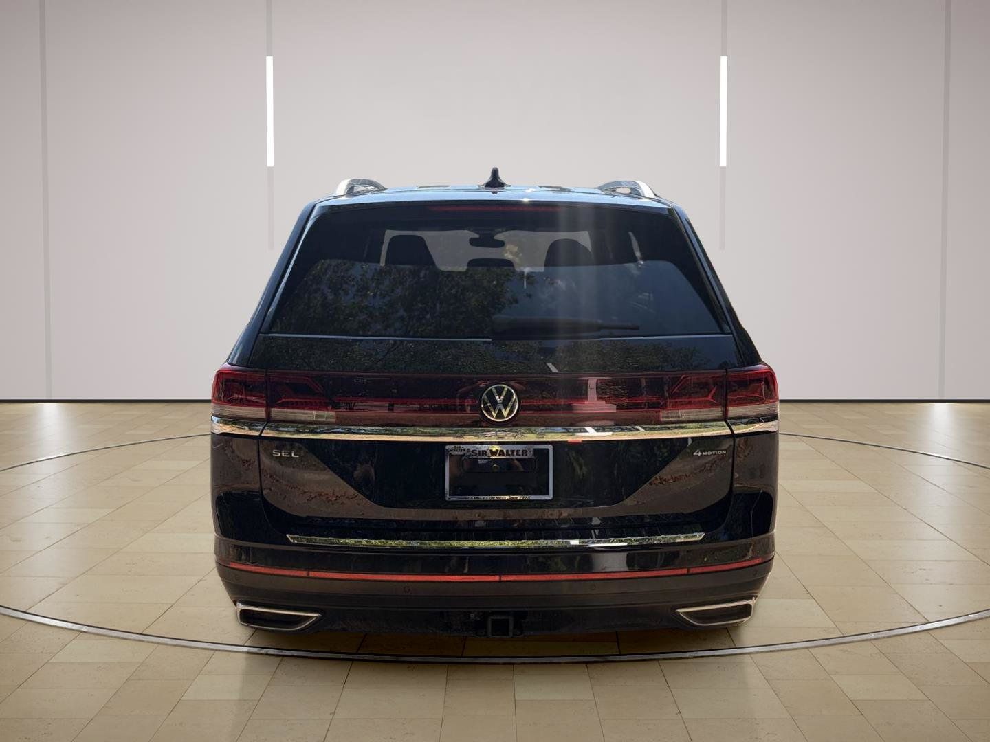 Used 2024 Volkswagen Atlas SEL AWD/4WD image 5