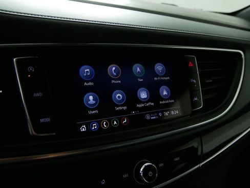 Used 2023 Buick Enclave Premium image 32
