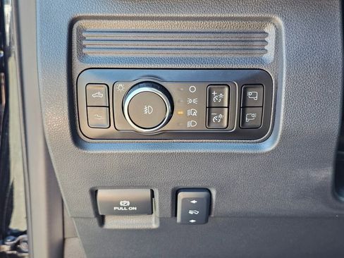 Used 2026 Ford F350 Platinum AWD/4WD image 37