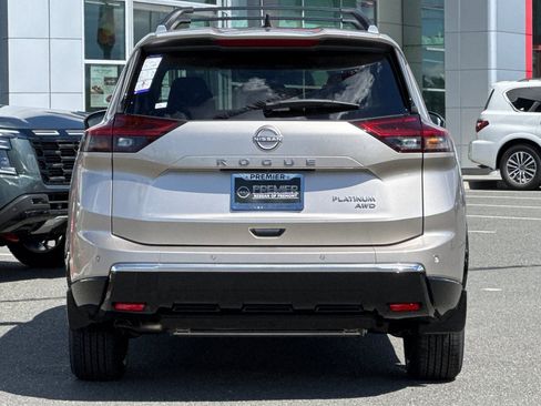 New 2026 Nissan Rogue Platinum w/ Platinum Premium Package image 5