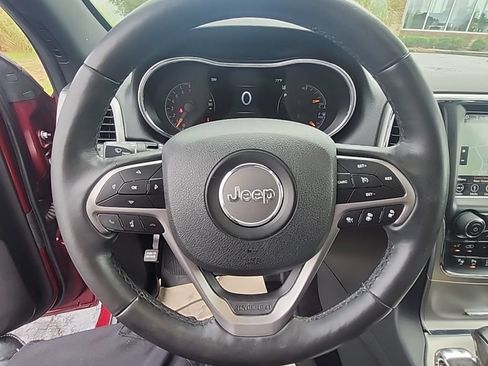 Certified 2018 Jeep Grand Cherokee Limited AWD/4WD image 14