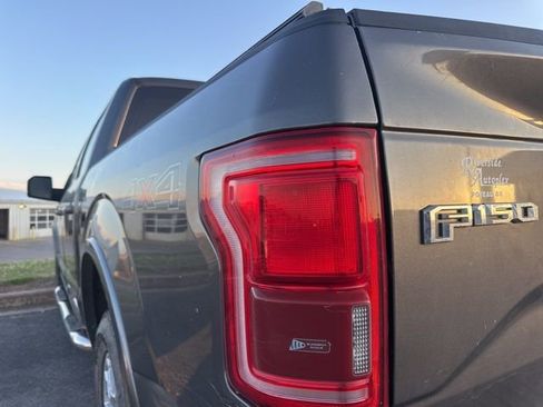 Used 2017 Ford F150 Lariat w/ Equipment Group 501A Mid image 8