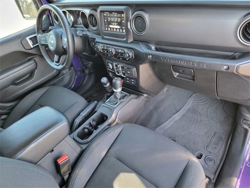 Certified 2023 Jeep Wrangler Unlimited w/ Cold Weather Group image 25