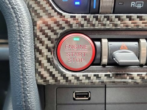 Used 2021 Ford Mustang Shelby GT500 w/ Technology Package RWD image 25