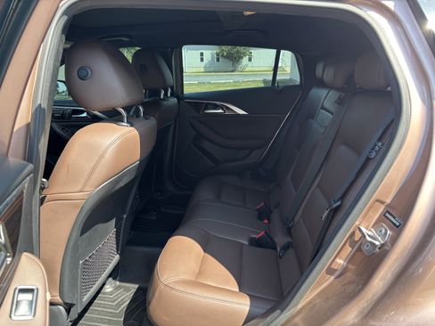 Used 2019 INFINITI QX30 AWD w/ Proassist Package image 14