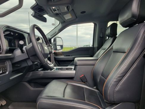 New 2025 Ford F350 Lariat w/ Lariat Ultimate Package image 17