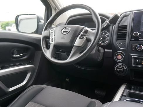 Certified 2024 Nissan Titan SV w/ SV Convenience Package AWD/4WD image 9