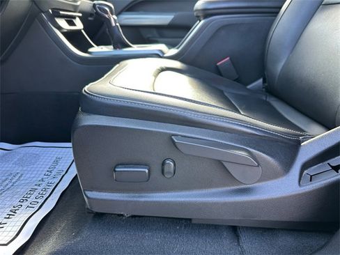 Used 2022 Chevrolet Colorado ZR2 w/ ZR2 Dusk Special Edition image 20