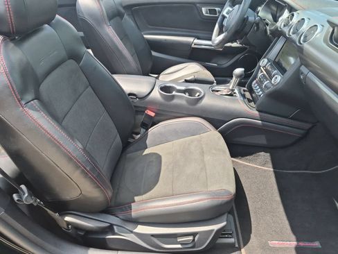 Used 2020 Ford Mustang GT Premium w/ Equipment Group 401A RWD image 22