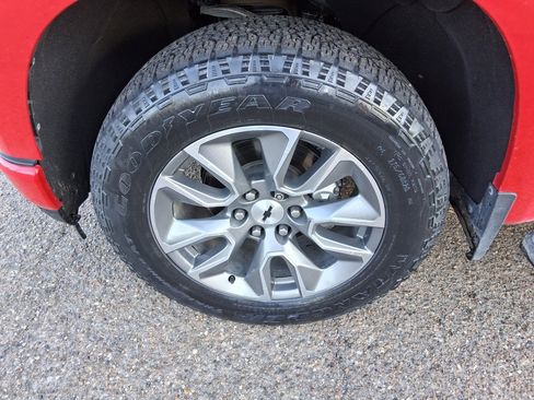 Used 2022 Chevrolet Silverado 1500 RST w/ Safety Package image 17