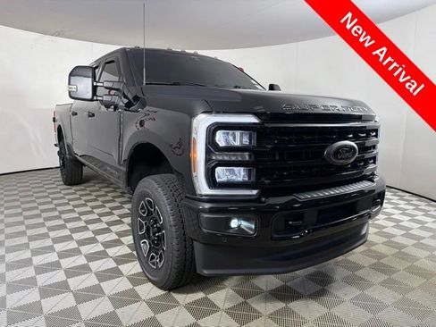 Used 2024 Ford F350 Lariat w/ Lariat Ultimate Package AWD/4WD image 1