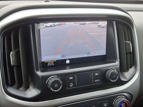 Used 2019 Chevrolet Colorado ZR2 w/ ZR2 Midnight Special Edition image 18