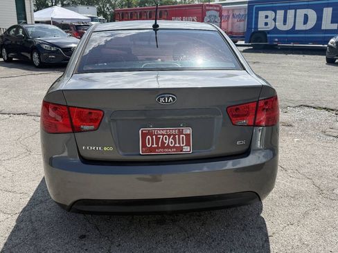 Used 2013 Kia Forte EX w/ Fuel Economy Pkg FWD image 5