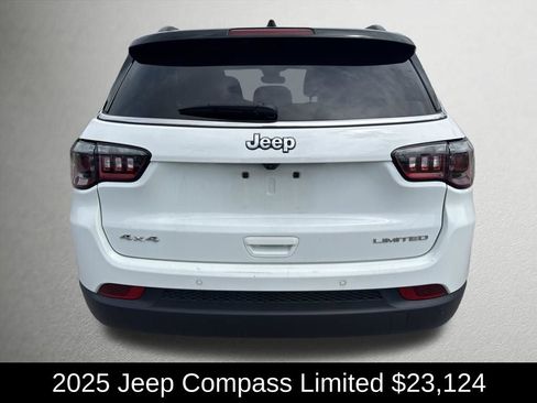 Used 2025 Jeep Compass Limited AWD/4WD image 4