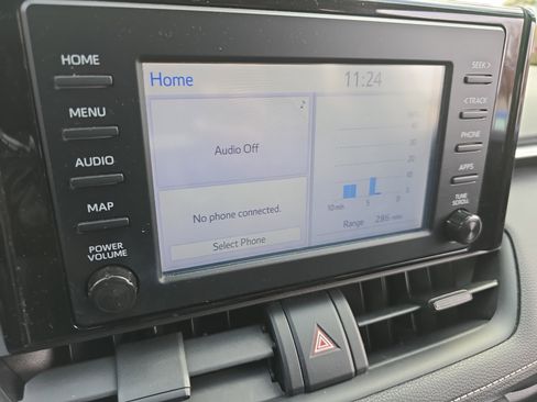 Used 2019 Toyota RAV4 XLE image 22