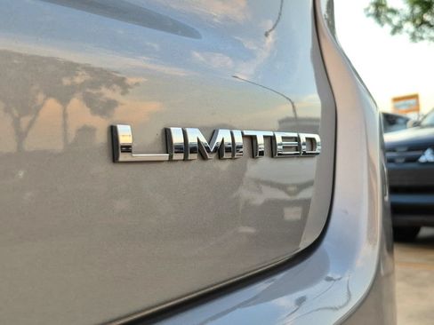 Used 2020 Jeep Compass Limited AWD/4WD image 13