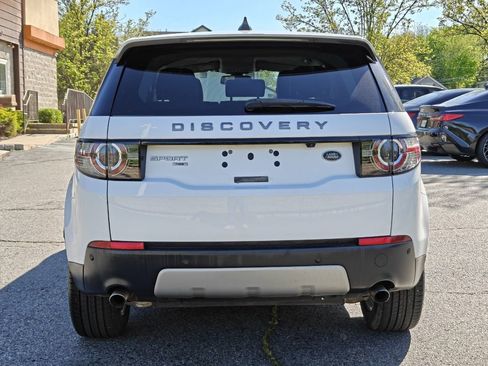 Used 2019 Land Rover Discovery Sport HSE AWD/4WD image 5