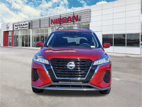 Certified 2023 Nissan Kicks SV w/ Exterior Package image 2