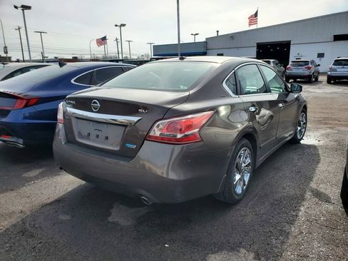 Used 2013 Nissan Altima 2.5 SV w/ 2.5SV Convenience Pkg image 3