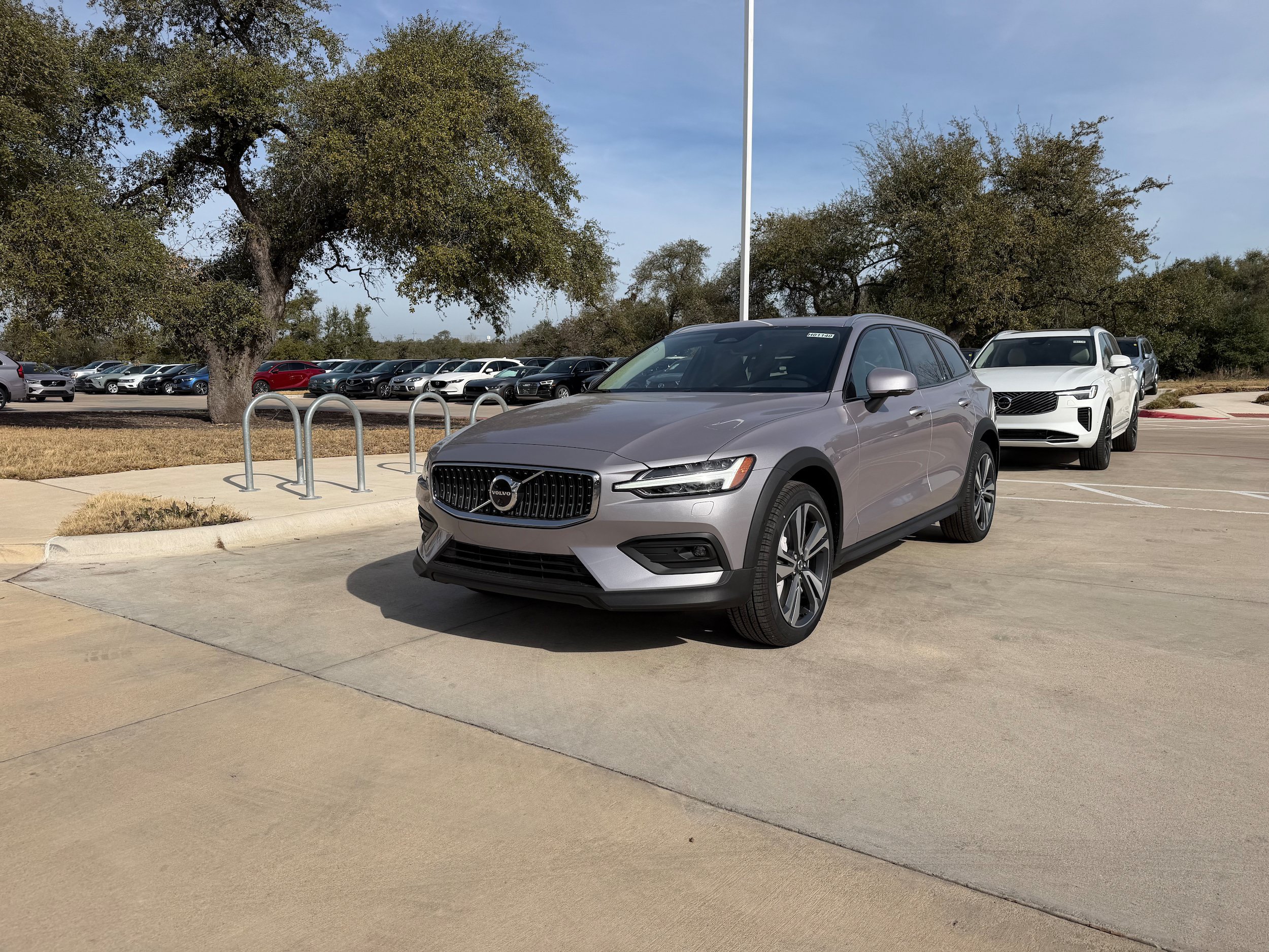 New 2026 Volvo V60 B5 Cross Country Plus w/ Protection Package Premier AWD/4WD image 2
