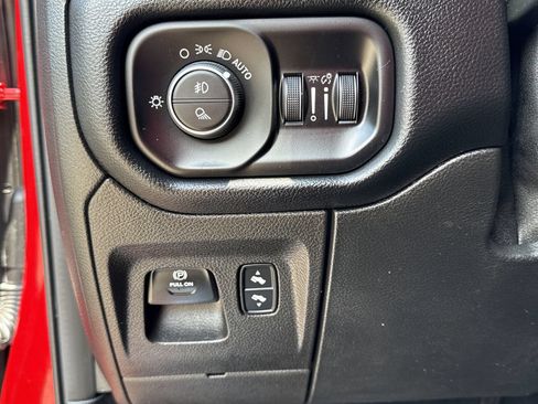 Used 2021 RAM 1500 Laramie AWD/4WD image 13
