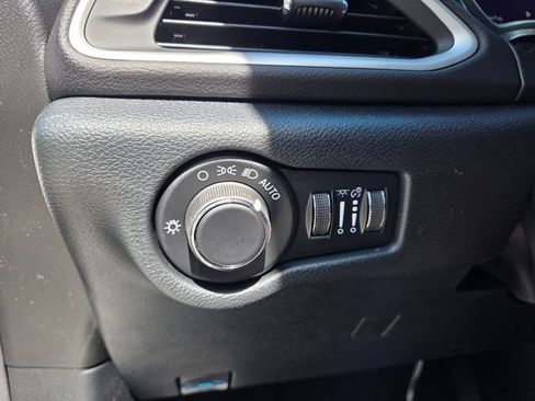 New 2026 Chrysler Voyager LX FWD image 20
