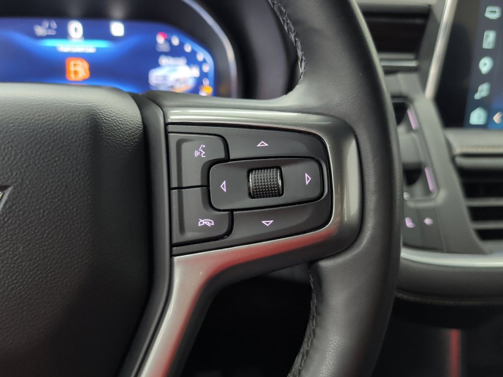 Used 2023 Chevrolet Tahoe Premier AWD/4WD image 16