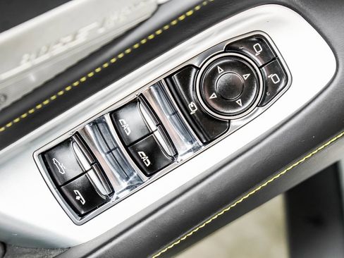 Used 2022 Chevrolet Corvette Stingray Premium Conv image 40