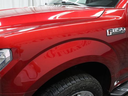 Used 2019 Ford F150 XLT w/ Equipment Group 302A Luxury AWD/4WD image 45