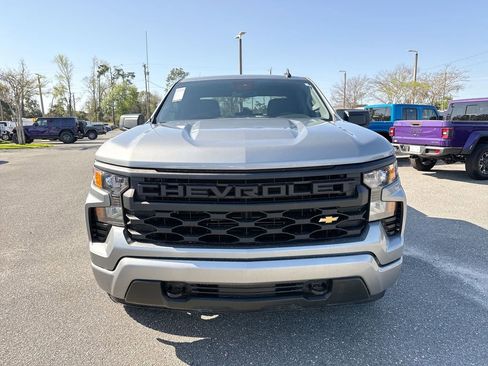 Used 2023 Chevrolet Silverado 1500 Custom image 8