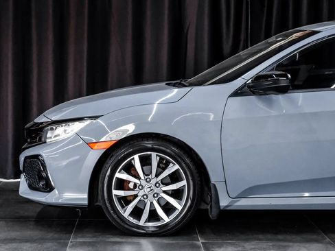 Used 2018 Honda Civic EX image 19