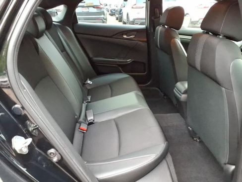 Used 2020 Honda Civic Sport image 11