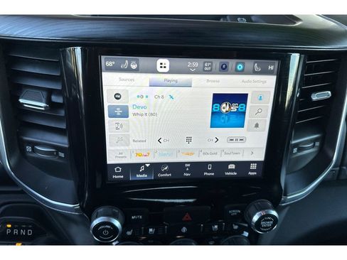 Used 2024 RAM 1500 Laramie image 20