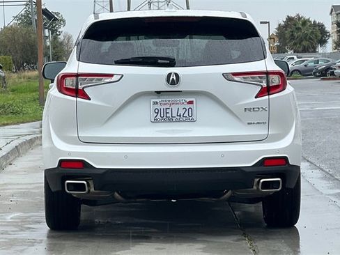 Certified 2025 Acura RDX w/ Technology Package image 5
