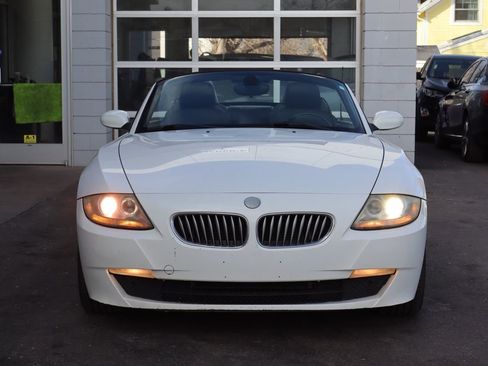 Used 2006 BMW Z4 3.0si image 8