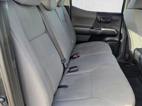 Used 2018 Toyota Tacoma SR5 image 20