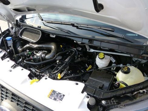 Used 2023 Ford Transit 250 148 High Roof Extended image 10