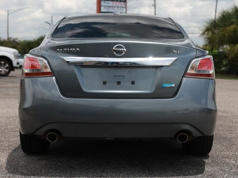 Used 2014 Nissan Altima 2.5 SL w/ Technology Package FWD image 5