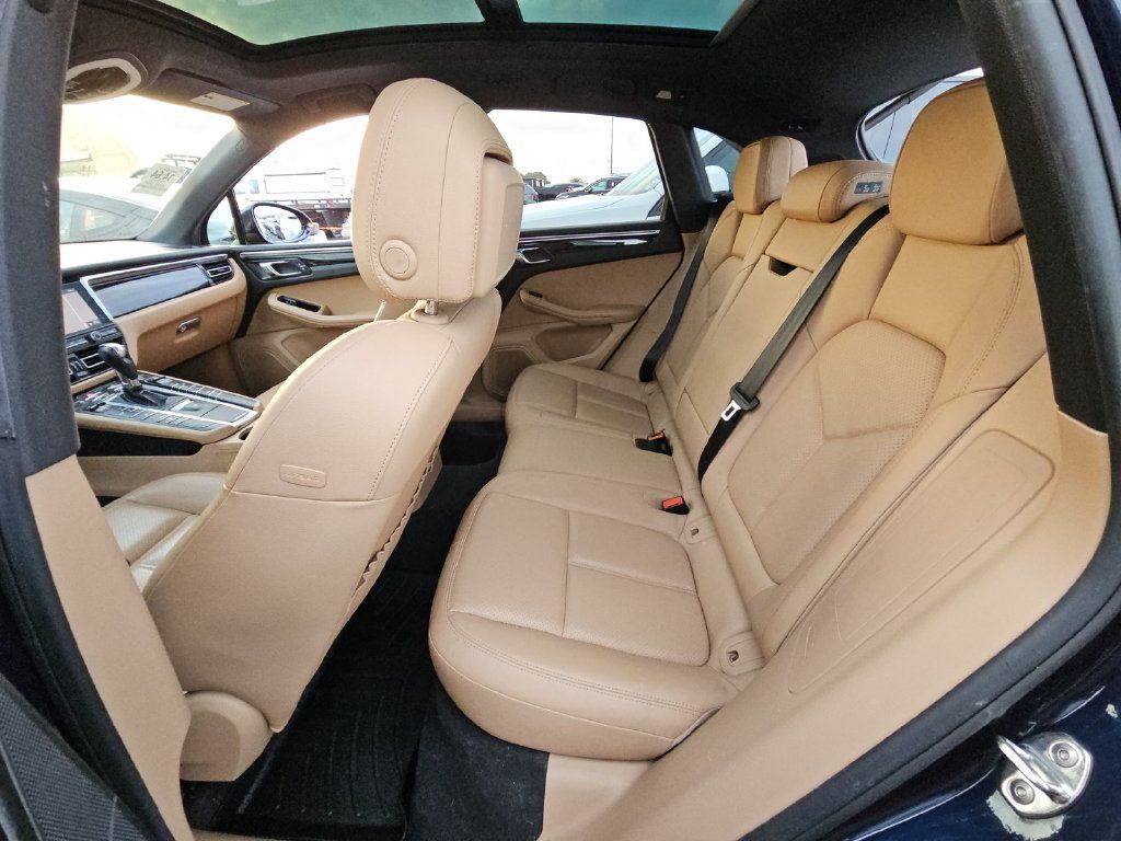 Used 2019 Porsche Macan AWD/4WD image 14