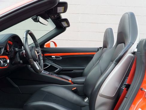 Certified 2019 Porsche 911 Turbo image 17