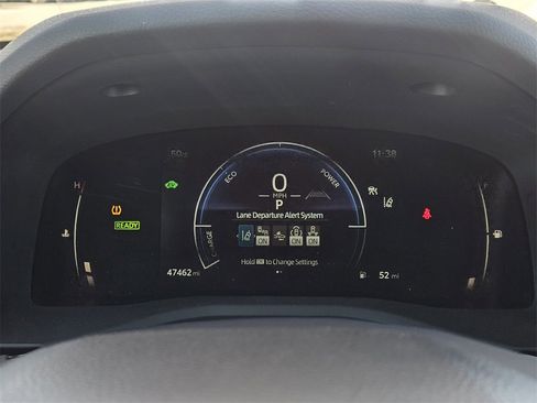 Used 2025 Toyota Camry LE image 12