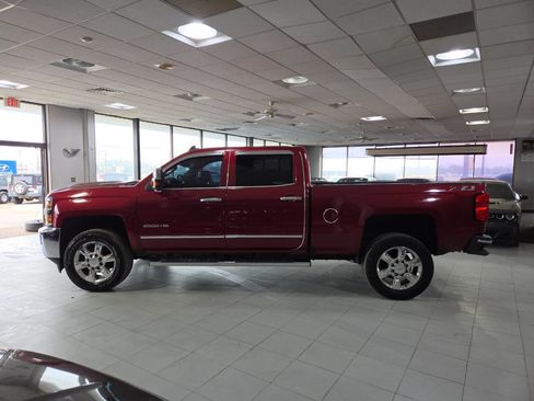 Used 2019 Chevrolet Silverado 2500 LTZ w/ Duramax Plus Package AWD/4WD image 6