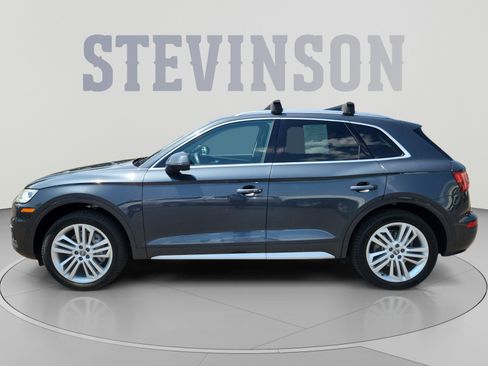 Used 2019 Audi Q5 2.0T Premium Plus w/ Premium Plus Package AWD/4WD image 2