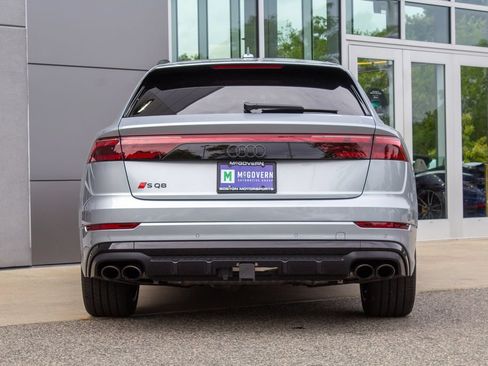 Used 2024 Audi SQ8 Premium Plus AWD/4WD image 9