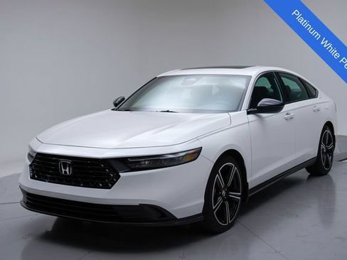 Used 2024 Honda Accord Sport image 3