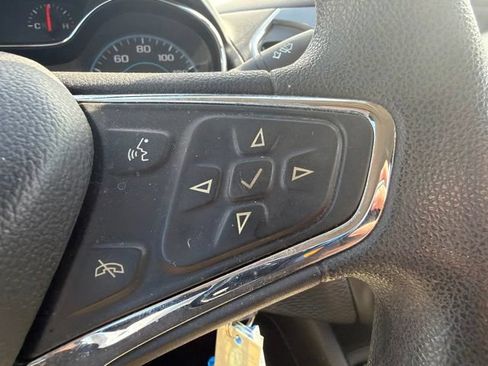 Used 2017 Chevrolet Cruze LT FWD image 36