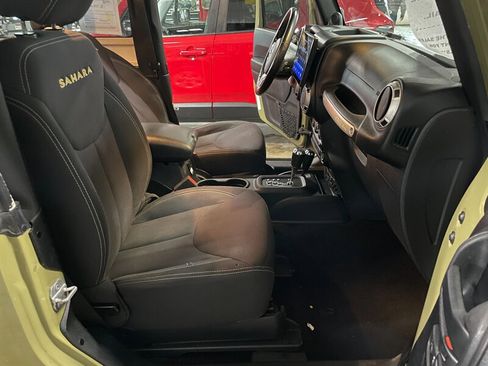 Used 2013 Jeep Wrangler Sahara image 14