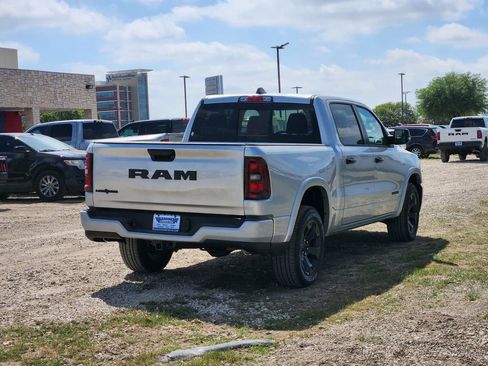 New 2026 RAM 1500 2WD Crew Cab image 4
